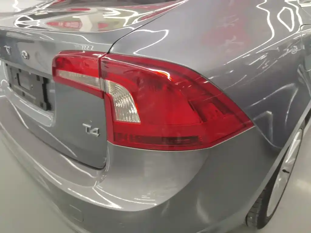 Volvo S60 — миниатюра 8