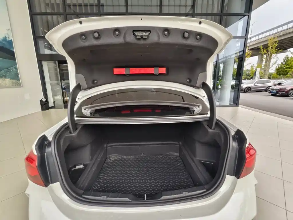 BMW 1 Series — миниатюра 16