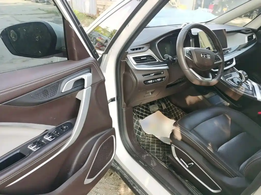 Geely Jia Ji — миниатюра 16