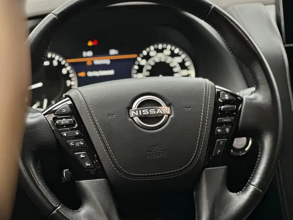 Nissan Patrol — миниатюра 3