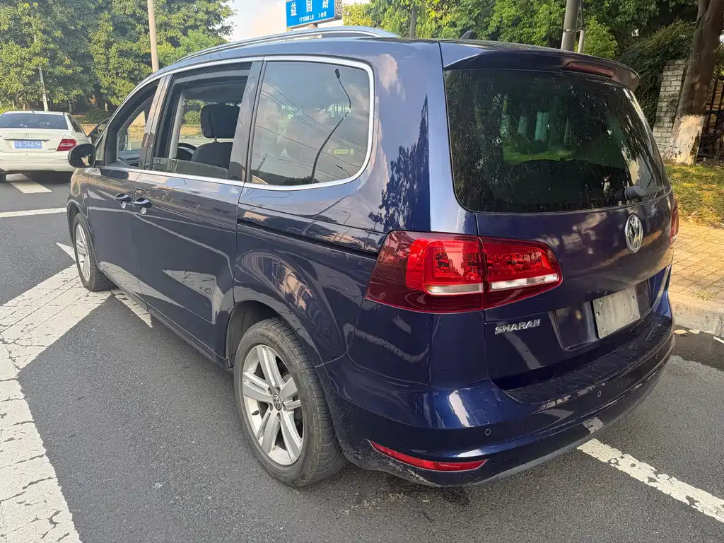 Volkswagen Sharan — миниатюра 5