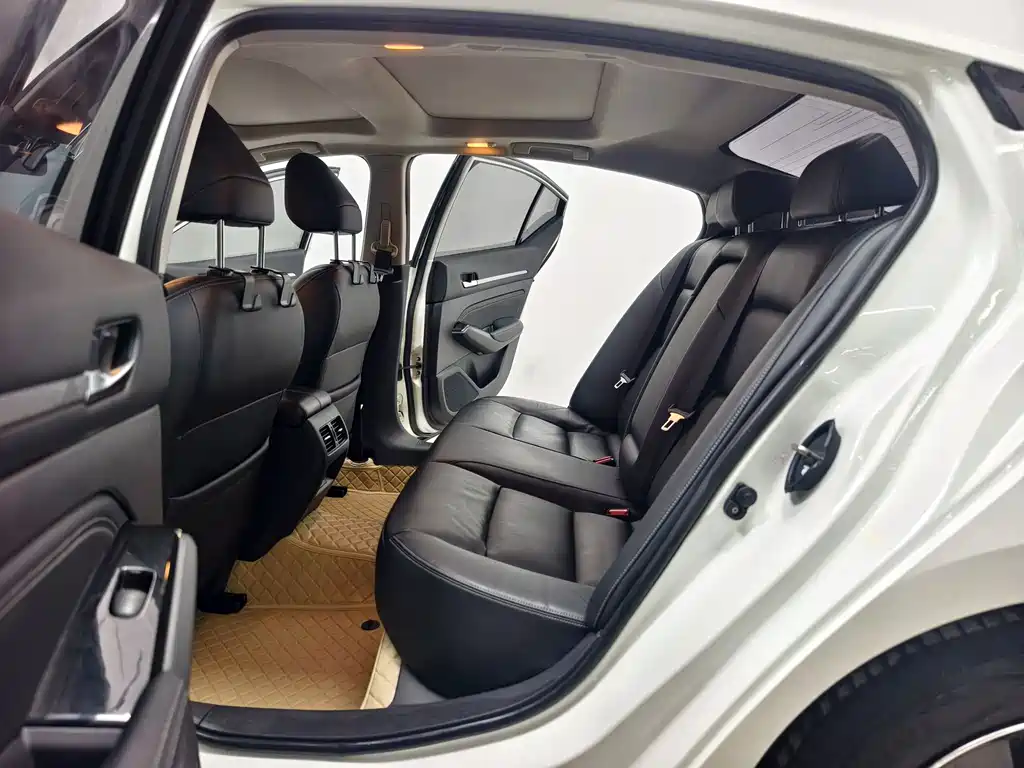 Nissan Teana — миниатюра 13