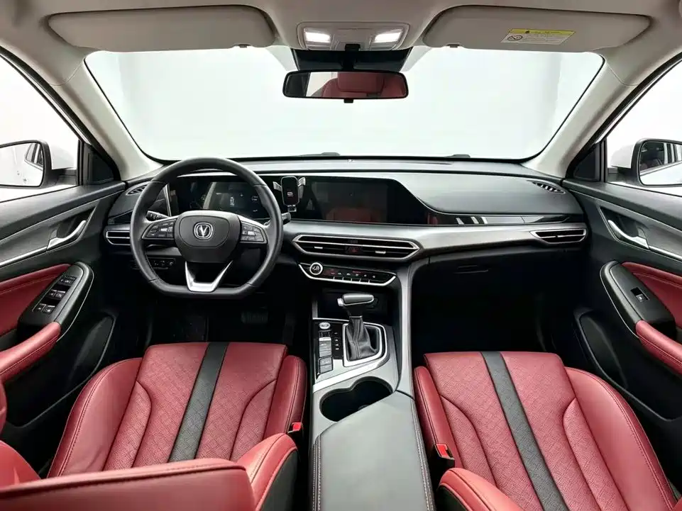 Changan Eado — миниатюра 3