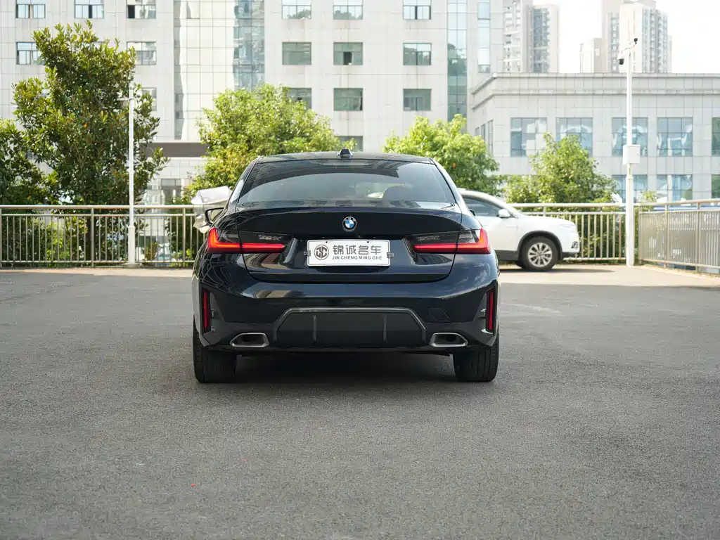 BMW 3 Series — миниатюра 5
