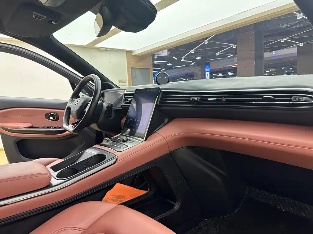 NIO EC6 — миниатюра 18