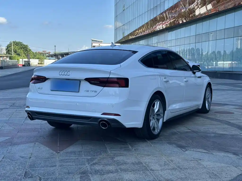 Audi A5 (Import) — миниатюра 7