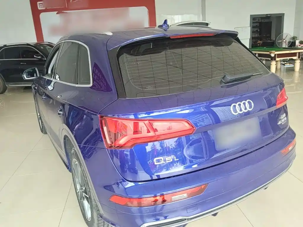 Audi Q5L — миниатюра 5