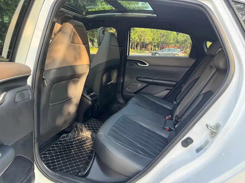 Changan Eado — миниатюра 5