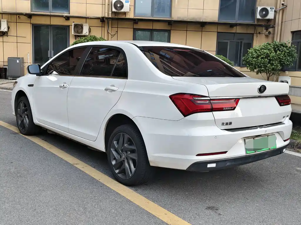 BYD Qin NEV — миниатюра 4