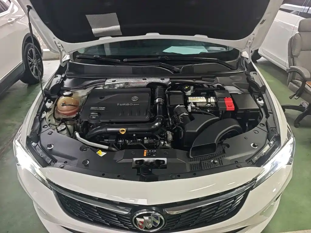 Buick Verano — миниатюра 20