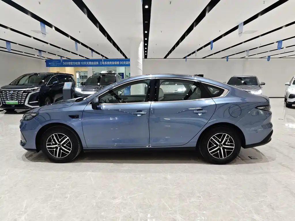 BYD Seal 05 DM-i — миниатюра 3