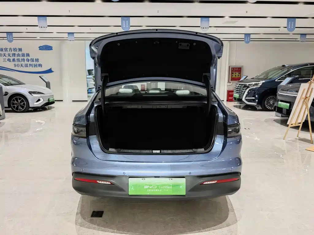 BYD Seal 05 DM-i — миниатюра 15