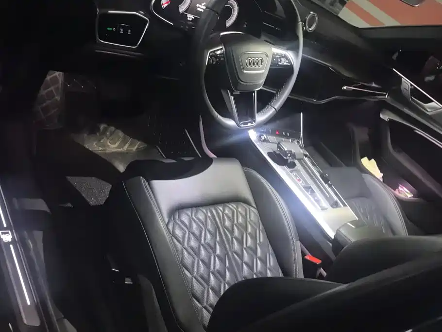 Audi A6L — миниатюра 9