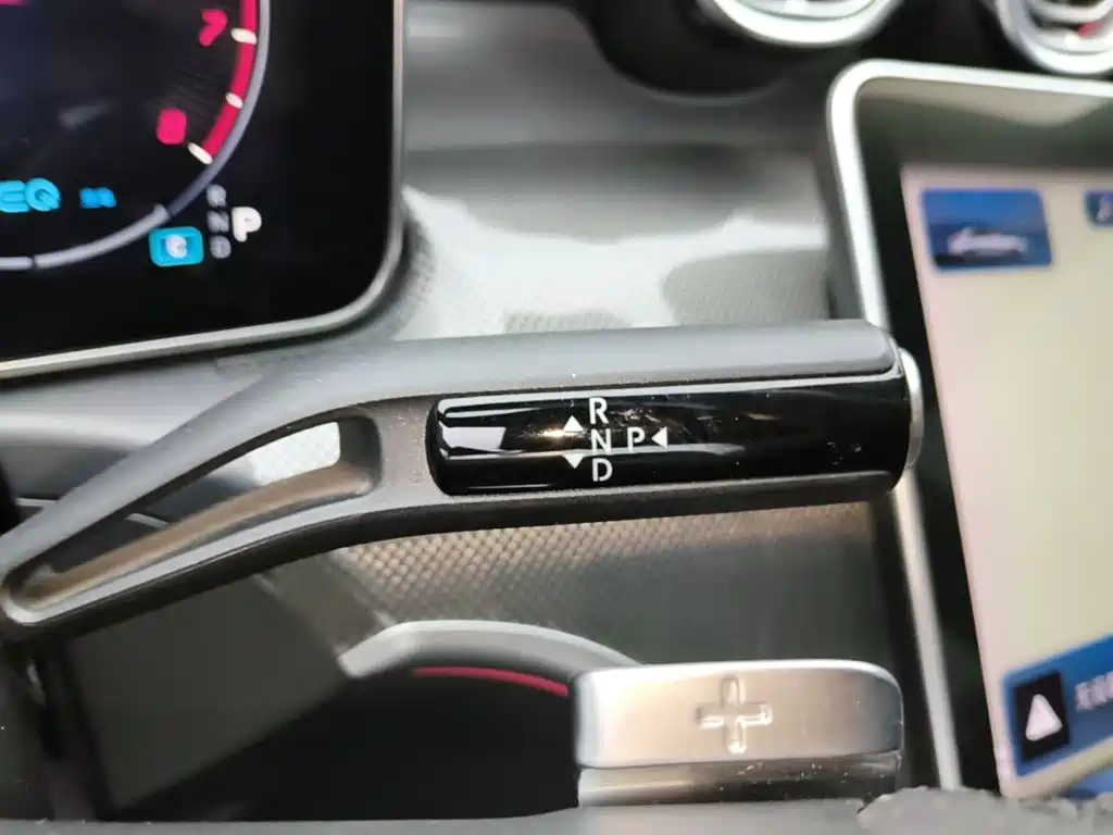 Mercedes-Benz C-Class — миниатюра 14