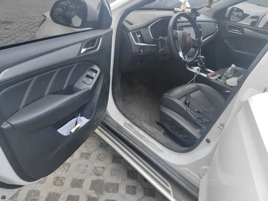 Roewe RX5 — миниатюра 17