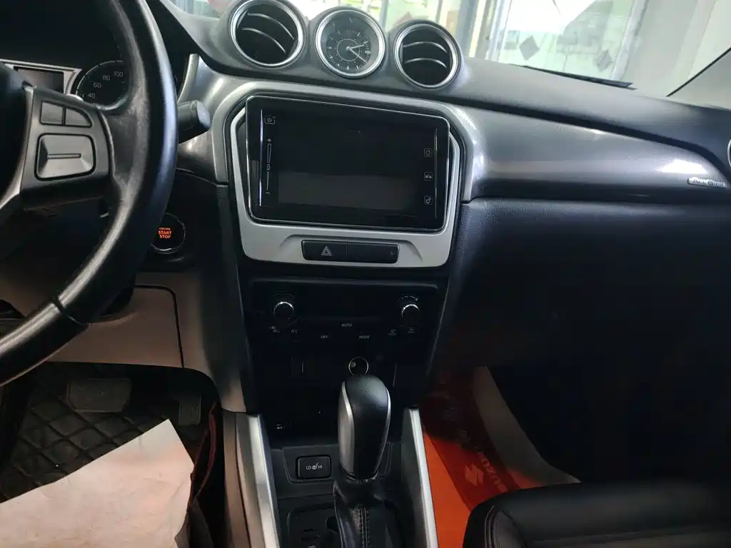 Suzuki Vitara — миниатюра 13