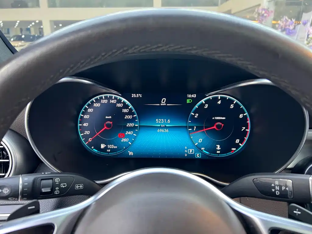 Mercedes-Benz GLC — миниатюра 11