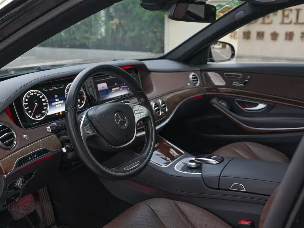 Mercedes-Benz S-Class — миниатюра 14