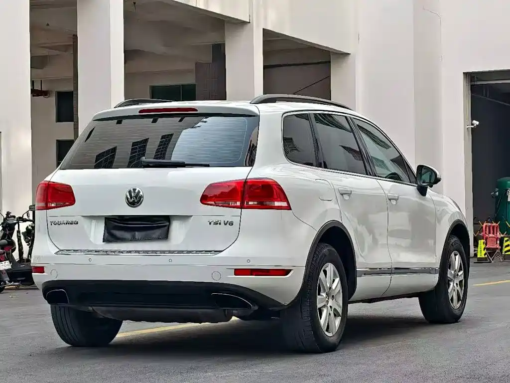 Volkswagen Touareg — миниатюра 15