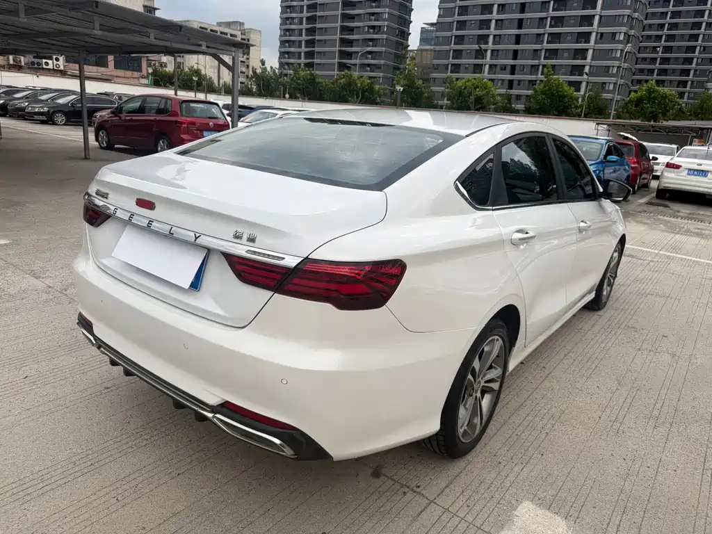 Geely Binrui — миниатюра 11