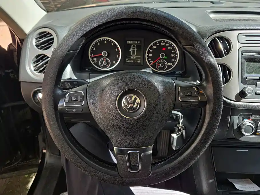 Volkswagen Tiguan — миниатюра 14