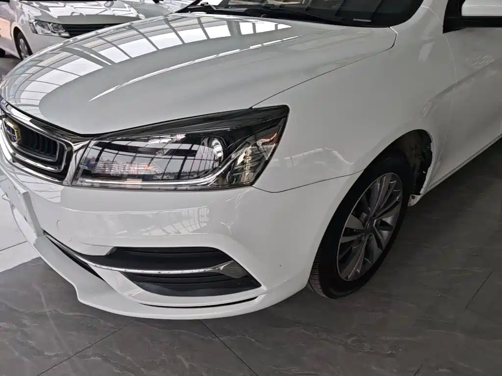Geely Emgrand — миниатюра 24