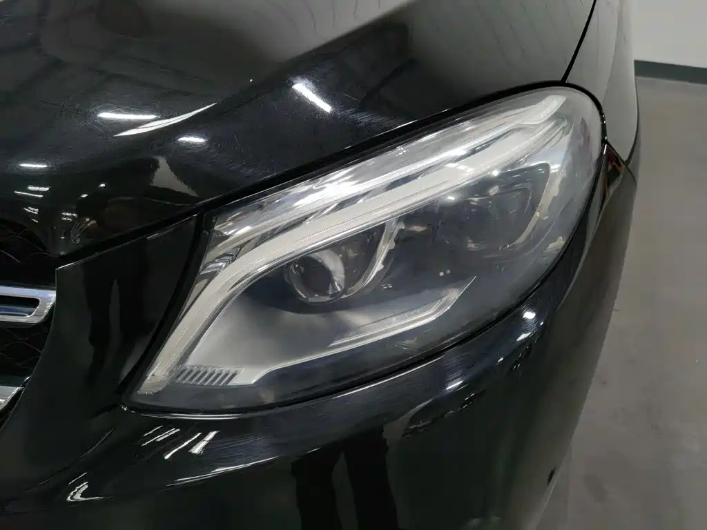 Mercedes-Benz GLE AMG — миниатюра 7