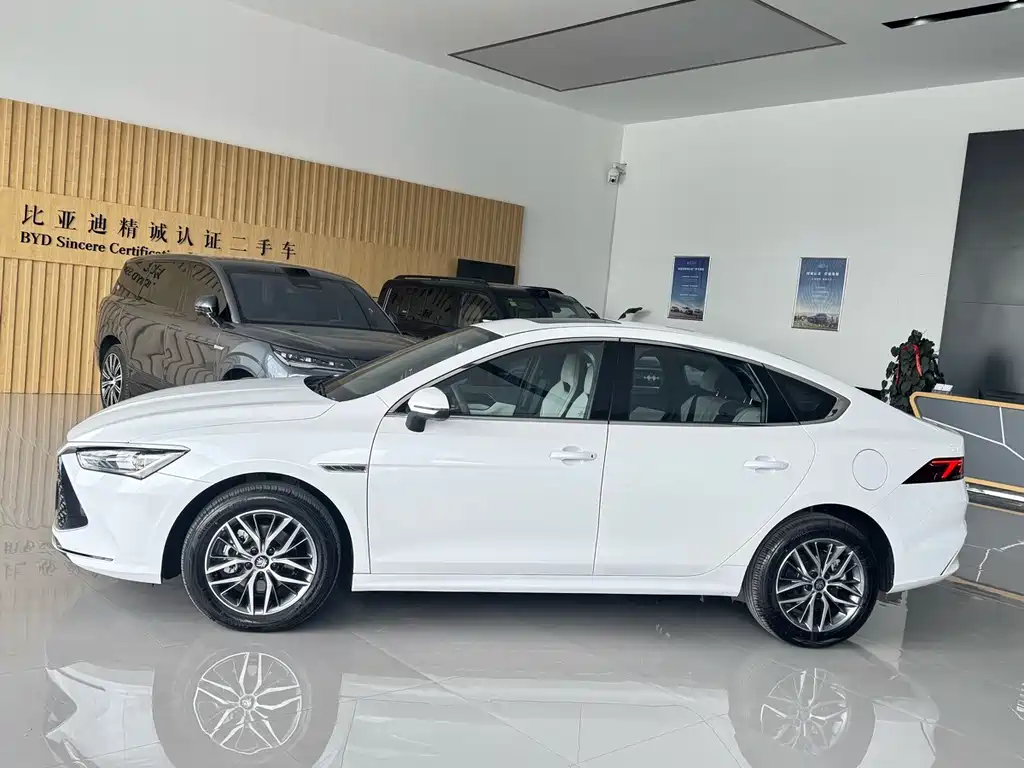 BYD Qin PLUS — миниатюра 3