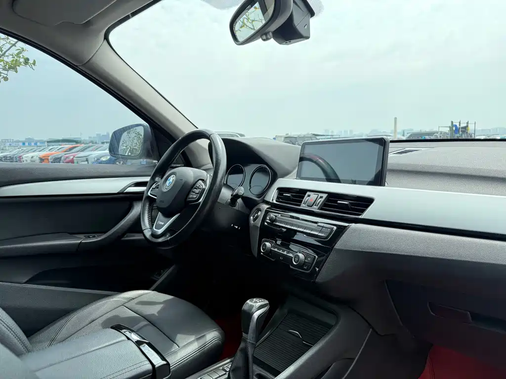 BMW X1 — миниатюра 12