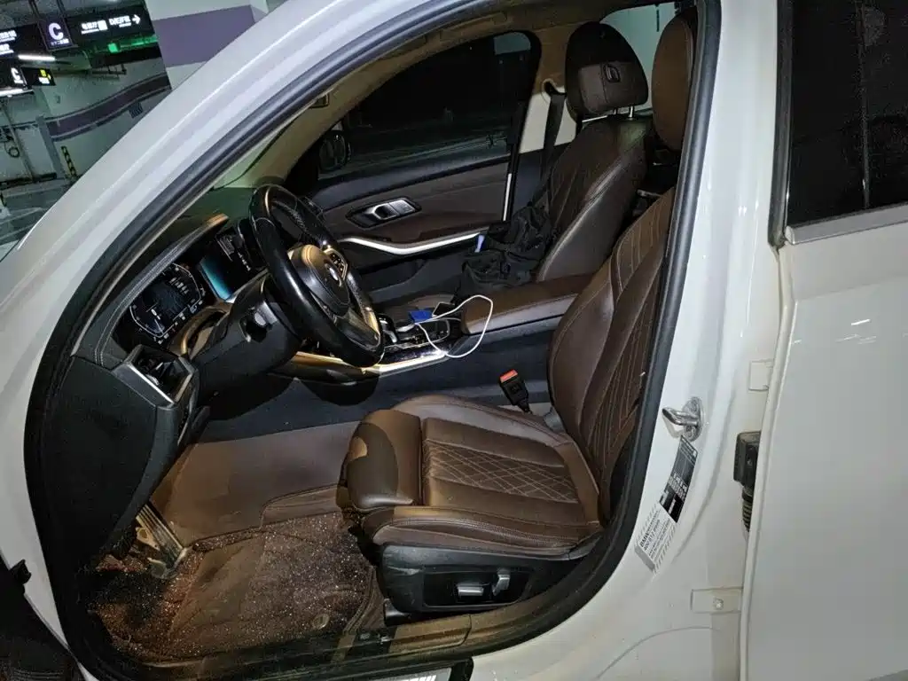 BMW 3 Series — миниатюра 8