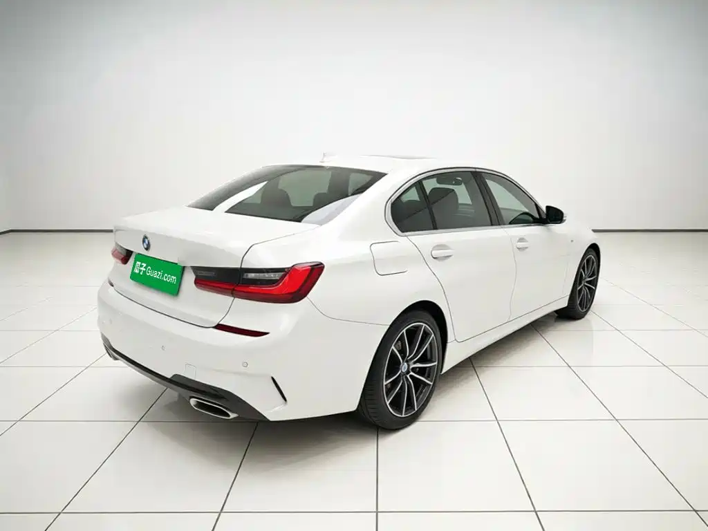 BMW 3 Series — миниатюра 6