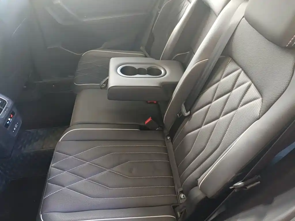 Volkswagen Tiguan L — миниатюра 17