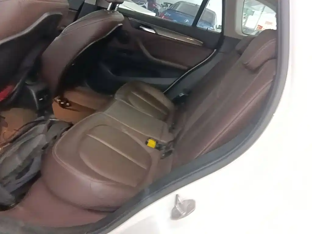 BMW X1 — миниатюра 17