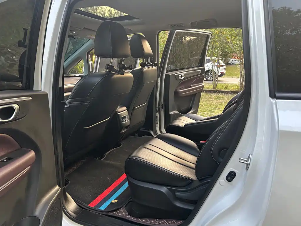 GAC Motor Trumpchi M6 — миниатюра 6