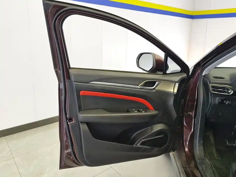 Landwind Landwind Rongyao — миниатюра 7
