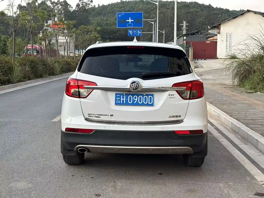 Buick Envision Plus — миниатюра 5