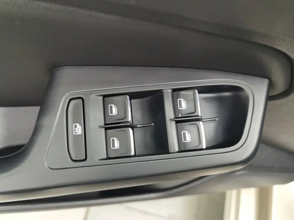 Volkswagen Lamando — миниатюра 9