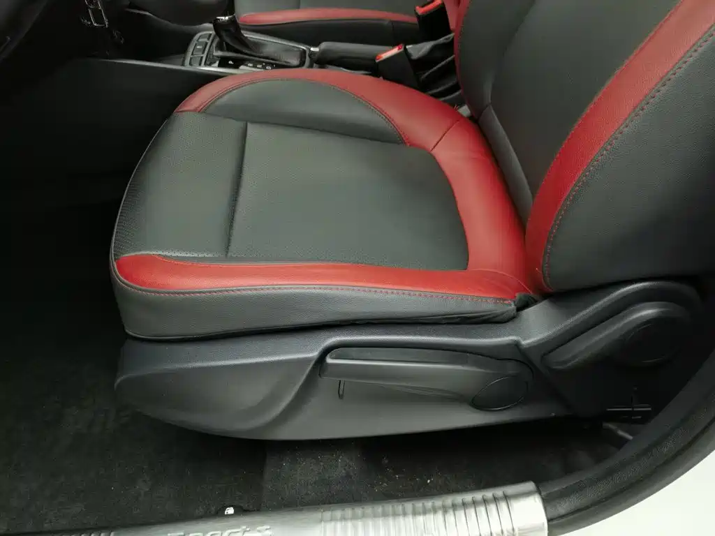 Changan Eado XT — миниатюра 20