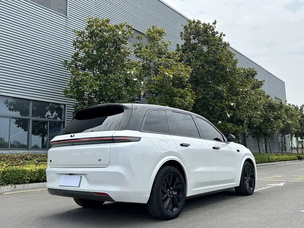 Li Auto L8 2023 Air