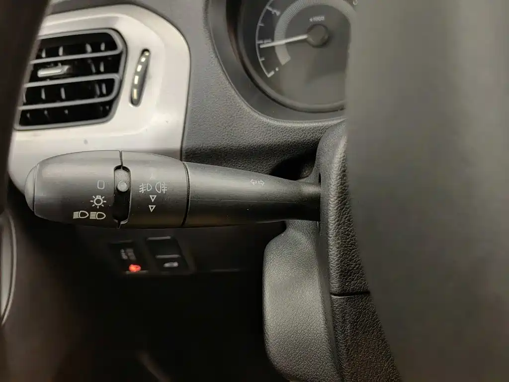 Peugeot 301 — миниатюра 21