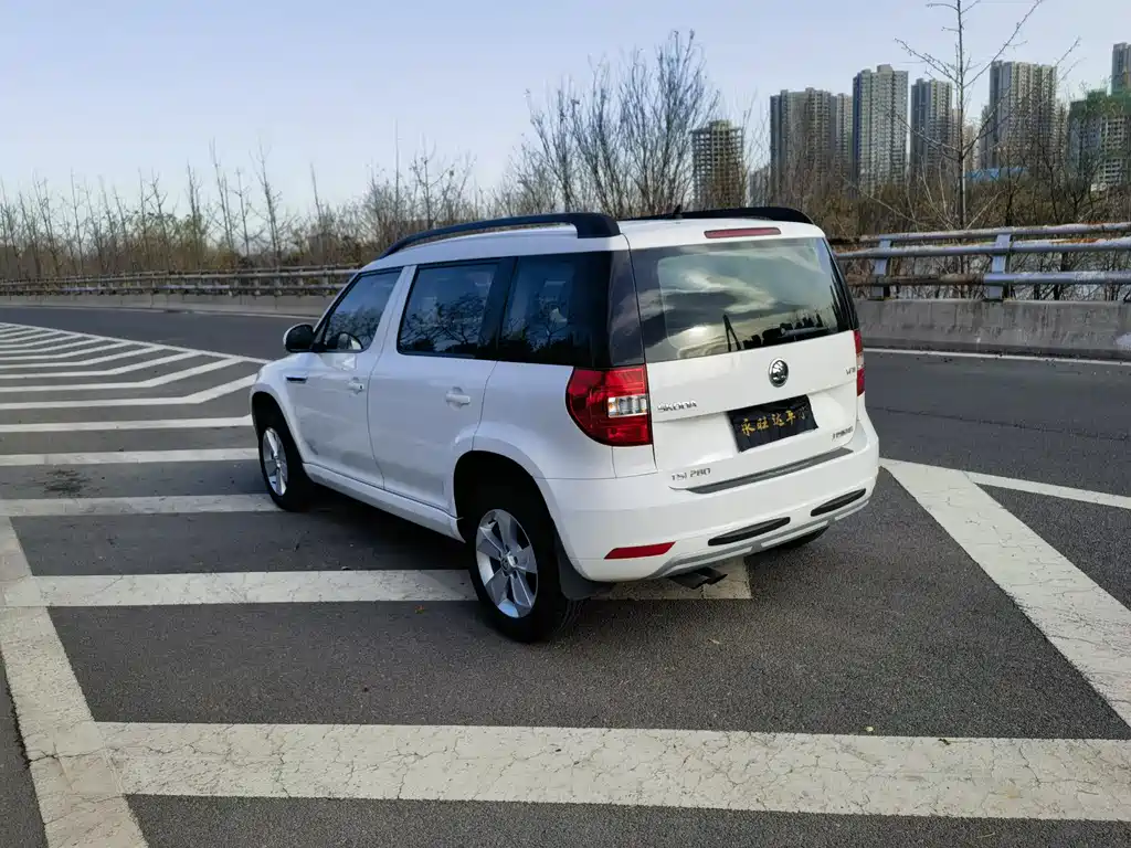 SKODA YETI