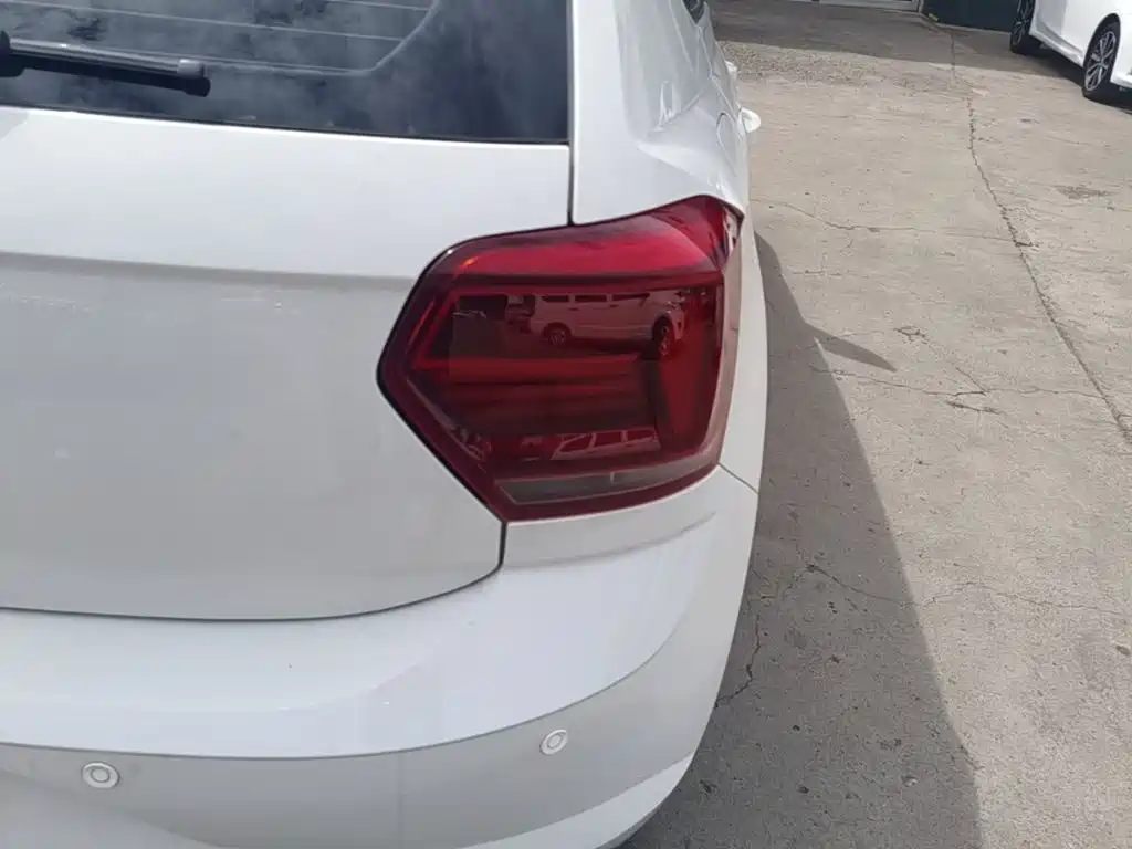 Volkswagen Polo — миниатюра 8