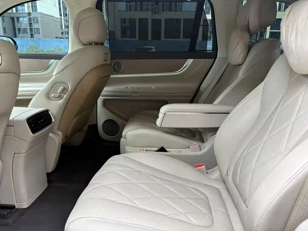 Aito M9 2024 Ultra 52kWh 6 мест