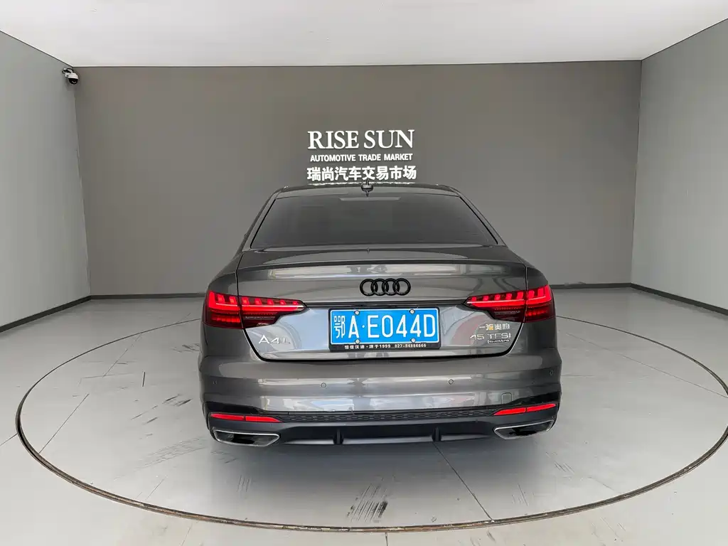 Audi A4L — миниатюра 5