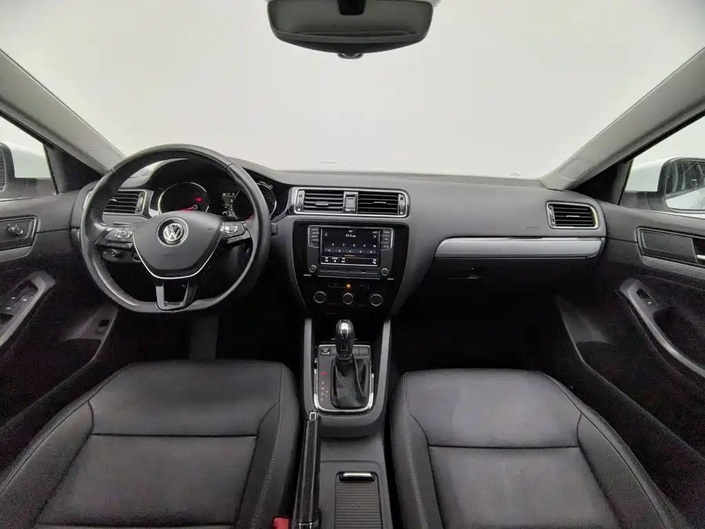 Volkswagen Sagitar — миниатюра 5