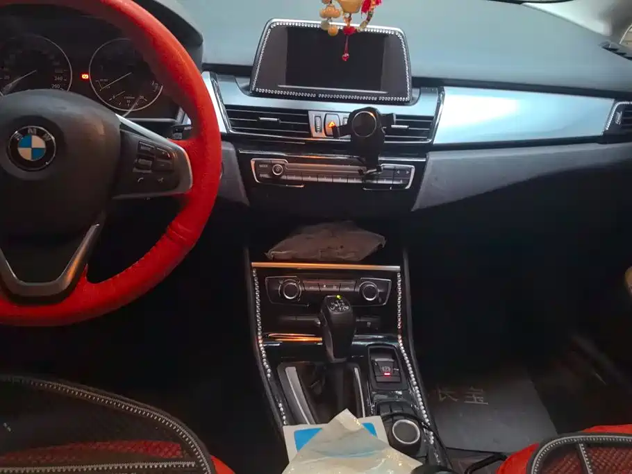 BMW 2 Series Active Tourer — миниатюра 16