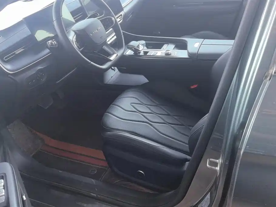Chery 8 PRO 2025 2.0T DCT Premium