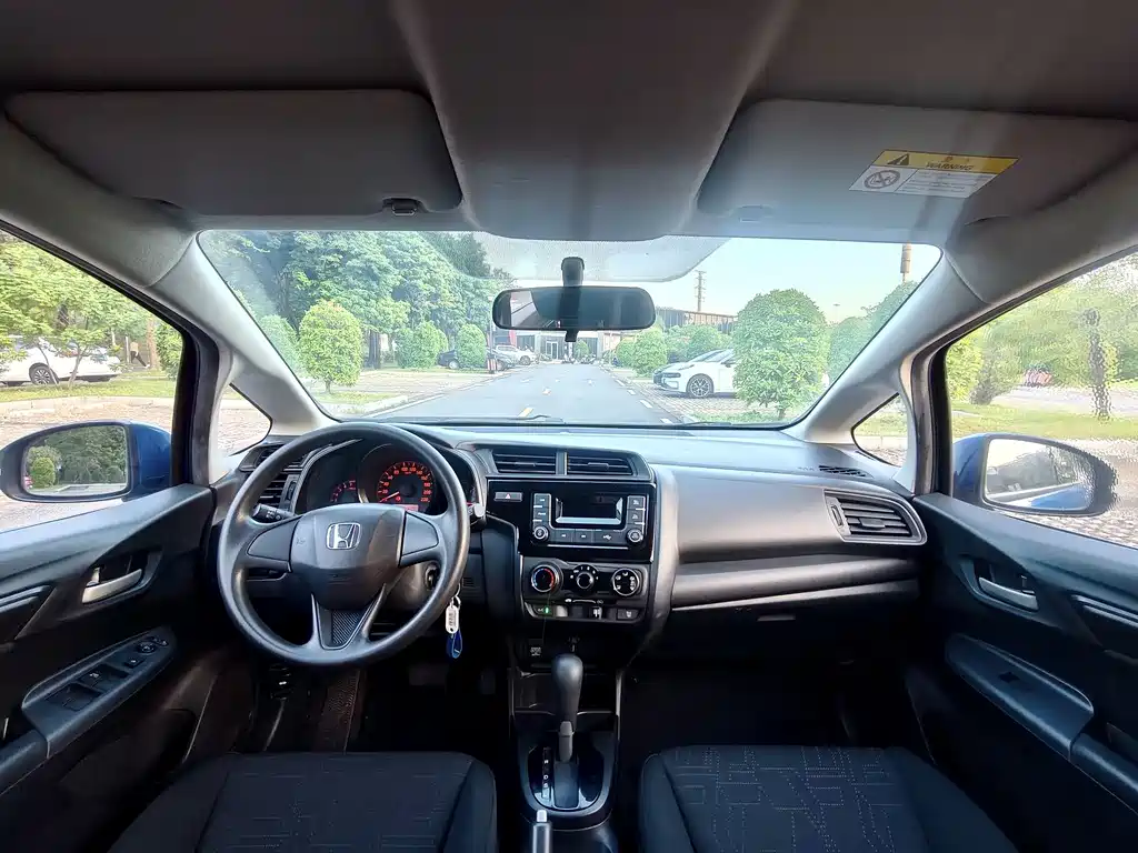 Honda Fit — миниатюра 21