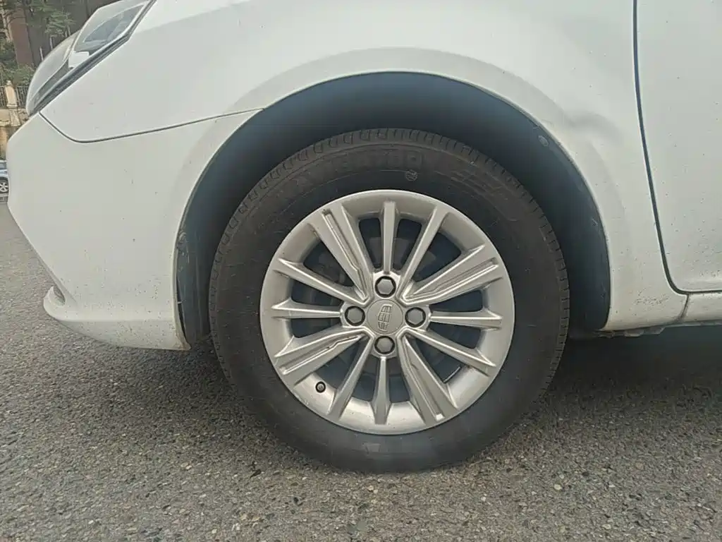 Geely King Kong — миниатюра 23