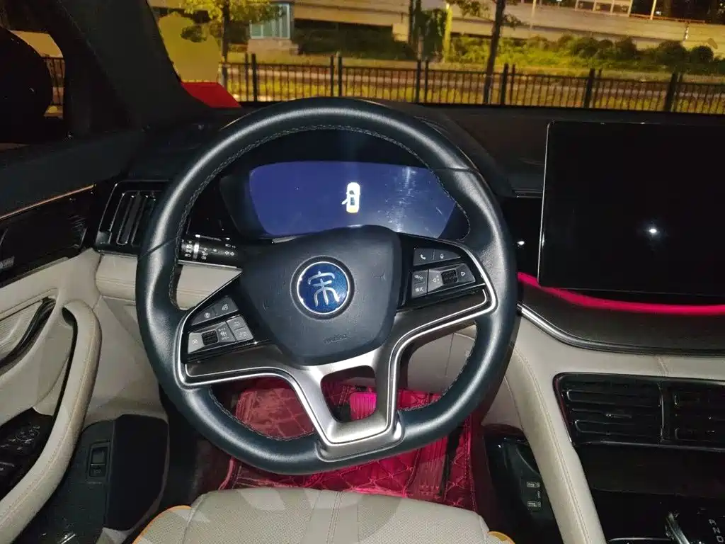 BYD Song Plus DM-i 2021 — фото 6